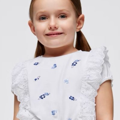 Haut blanc fleurs bleues Julie