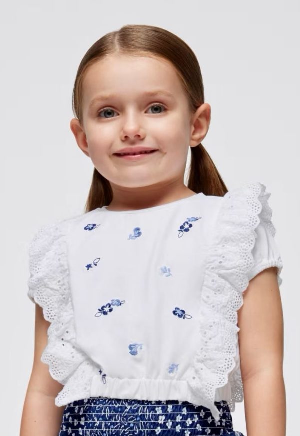Haut blanc fleurs bleues Julie